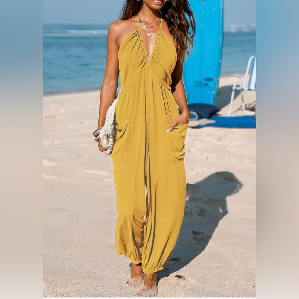 CUPSHE Women’s Plunge Halter Sleeveless Pleated Long Romper
